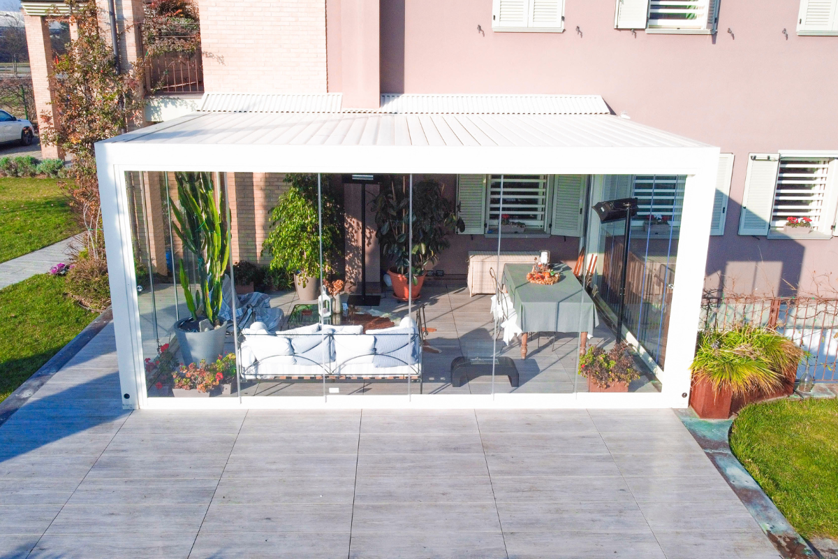 Pergola con vetrate